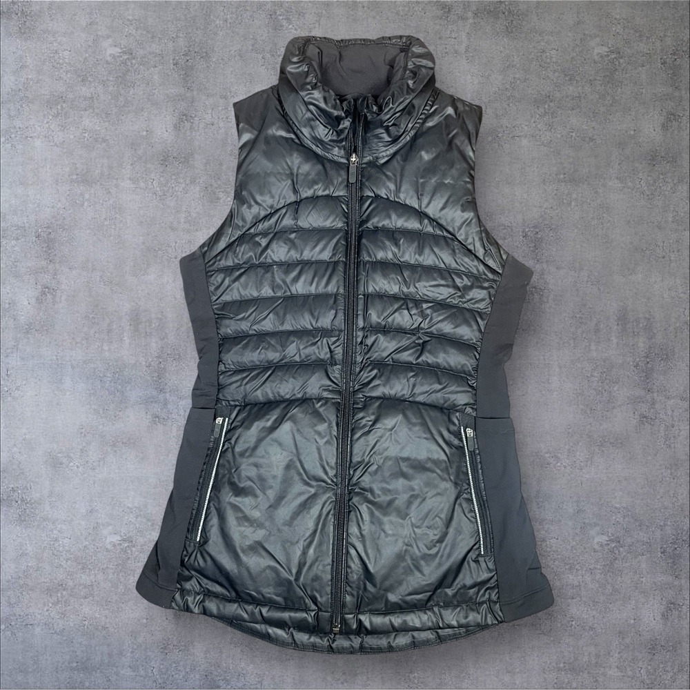 Lululemon Down For A Run Black Quilted Puffer Vest Womens 6 Goose Down Insulated